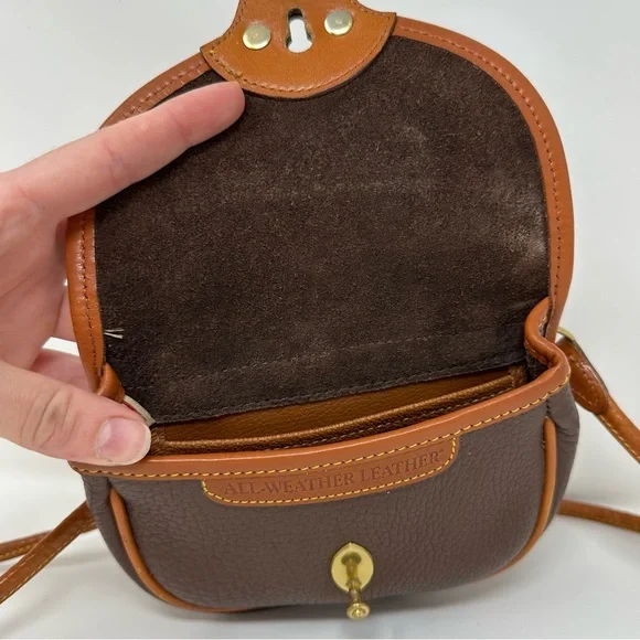 Dooney&Bourke Vintage Mini Crossbody/ Belt bag - Picture 4 of 7